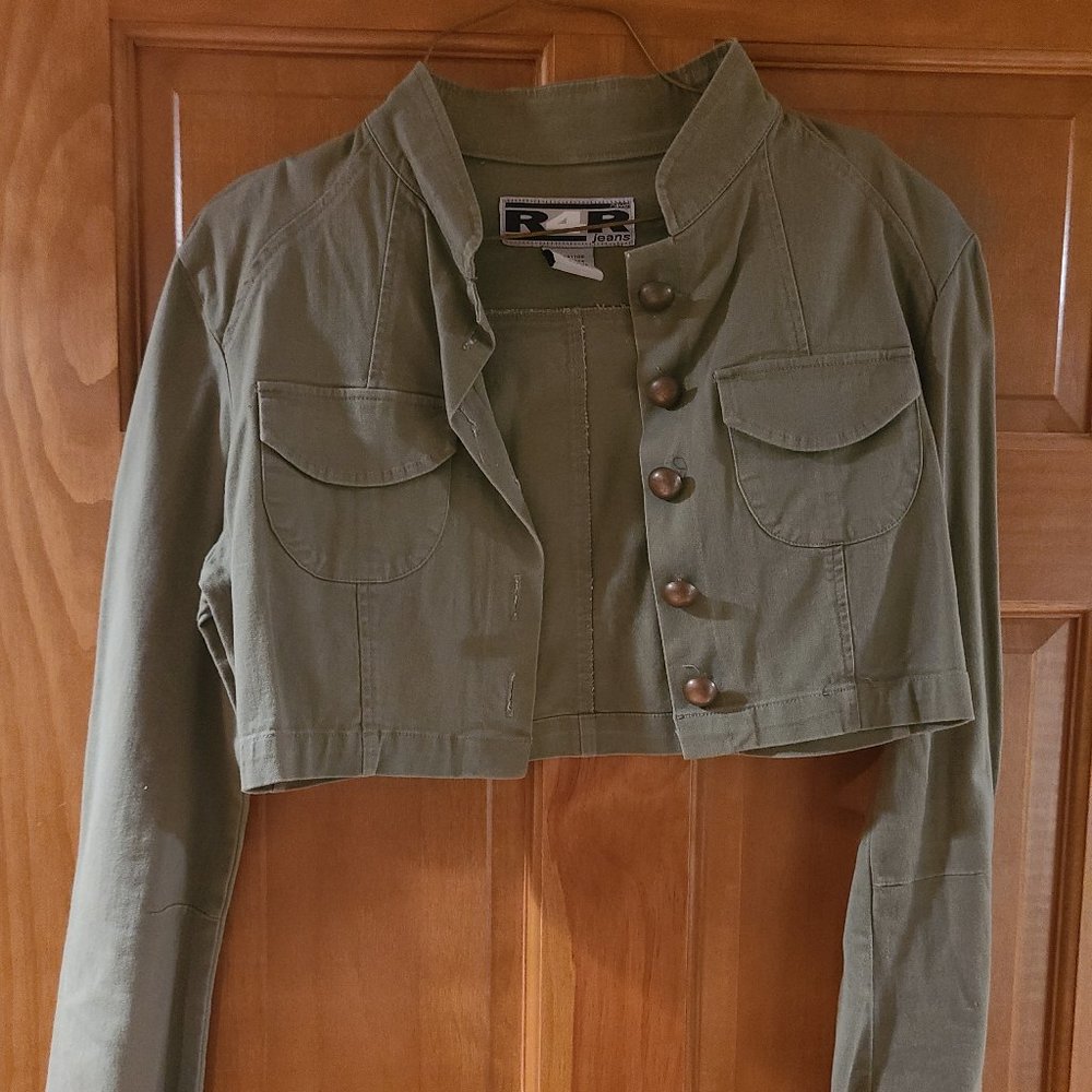 Used in good condition R4R JEAN